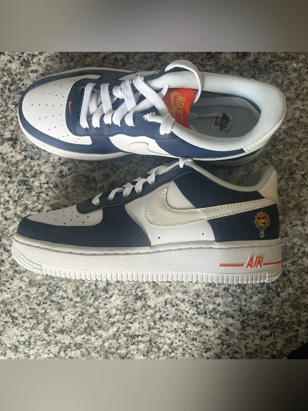 Nike Air Force 1 UV Color Changing  Low-Top Sneakers - Classic Casual Style